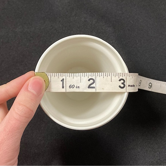 Orange Pumpkin Plastic Travel Cup 8 oz Screw on Lid - Picture 9 of 10